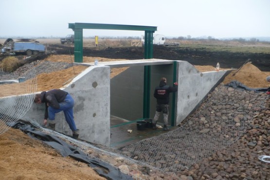 Budowa urządzeń hydrotechnicznych.