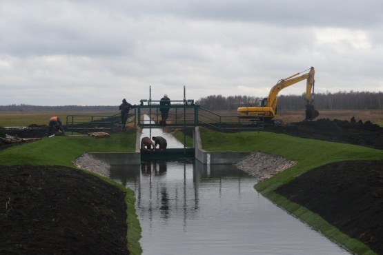 Budowa urządzeń hydrotechnicznych.