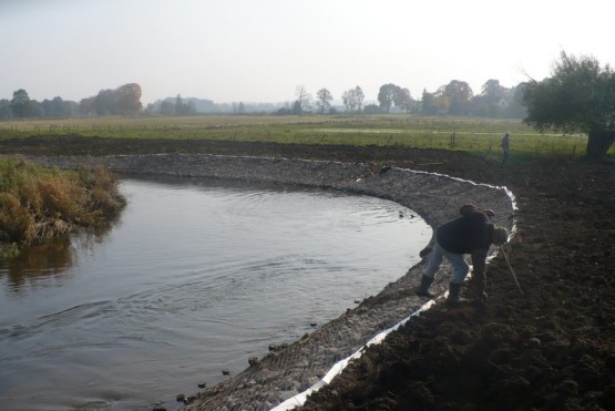Umocnienie brzegu rzeki Gołdapa.