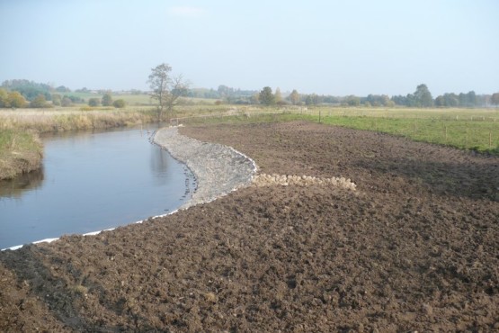 Umocnienie brzegu rzeki Gołdapa.