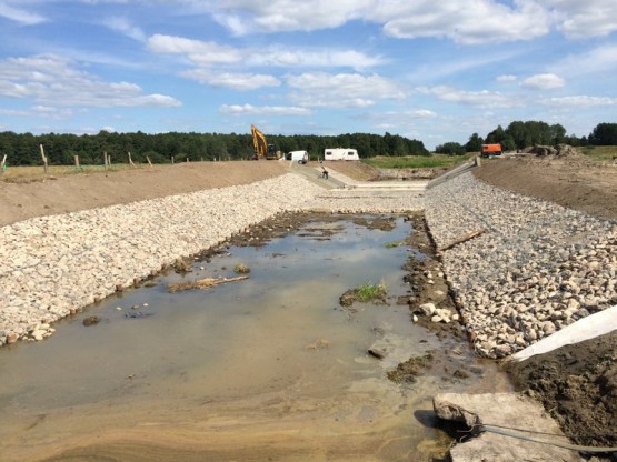 Naprawa jazu kozłowego na rzece Gołdapa.
