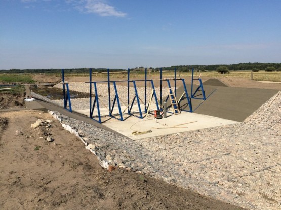 Naprawa jazu kozłowego na rzece Gołdapa.